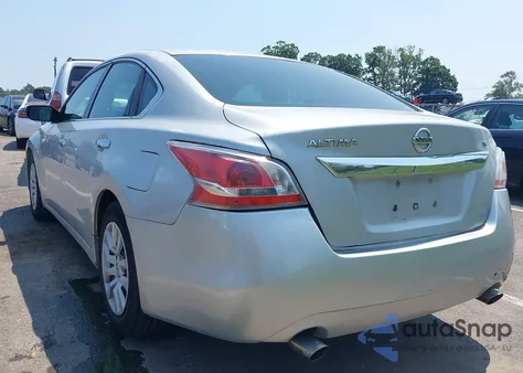 2014 Nissan Altima 2.5/2.5 S/2.5 Sl/2.5 Sv из США, поврежденный, VIN 1N4AL3AP3EN380010